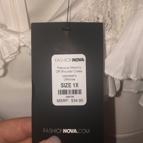 White off shoulder party dress - Picture 3 of 7